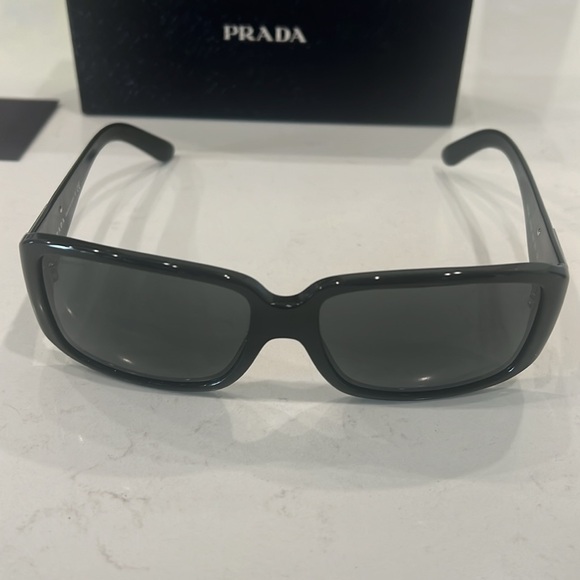 Authentic RARE PRADA sunglasses w/ certificate and box. Mint condition. Worn 1x - Picture 8 of 15